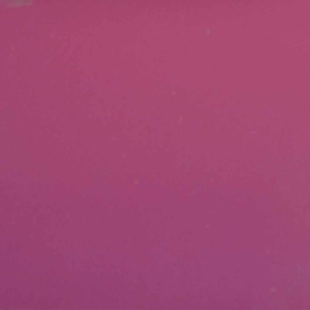FEUILLE STRATIFIE P112 HPL0,8MM POS 307*124 PRUNE