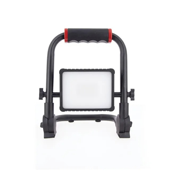 PROJECTEUR EXTERIEURE RECHARGEABLE 700 LUMENS - IP54