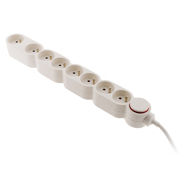 BLOC 8 PRISES 16A + INTER BLANC H05VV-F 3G1 LG : 1,5 M EQUIPE D UNE FICHE PARAFOUDRE