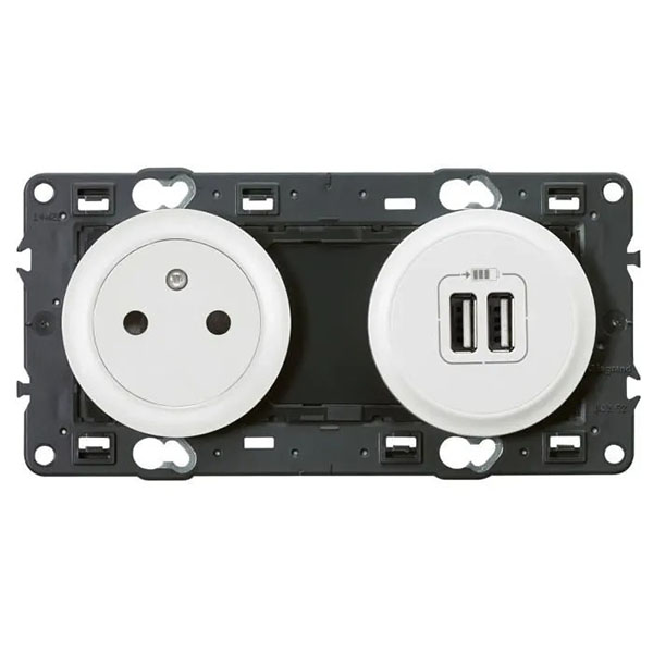 CELIANE _MEC. PRISE 2P+T /+ USB - BLANC