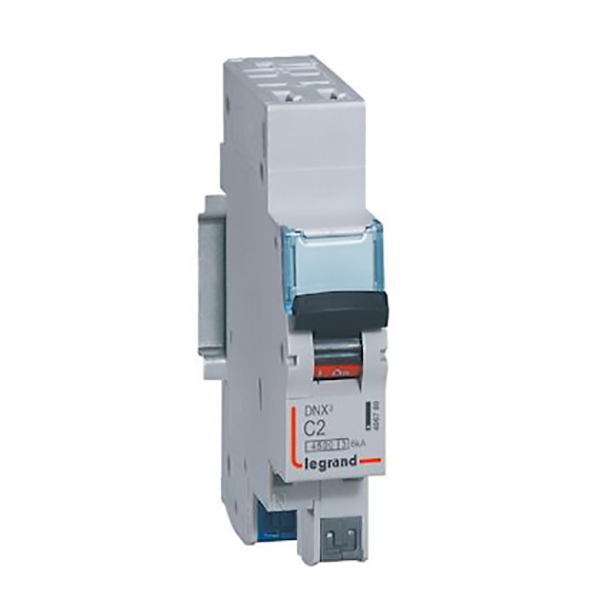DISJONCTEUR MODULAIRE P+N C2 4500/4,5KA 1MOD AUTO/AUTO 406780 LEGRAND