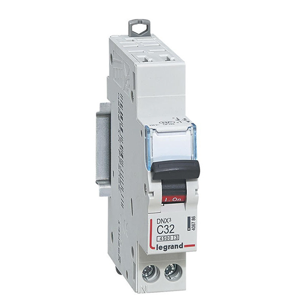 DISJONCTEUR MODULAIRE P+N C32 4500/4,5KA 1MOD AUTO/AUTO 406786 LEGRAND
