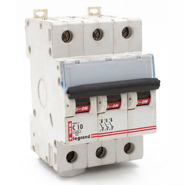 DISJONCTEUR MODULAIRE 3P C10 6000/10KA 3MOD VIS/VIS 6486 LEGRAND