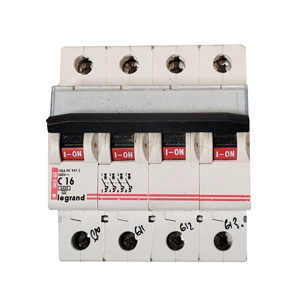 DISJONCTEUR MODULAIRE 4P C10 6000/10KA 4MOD VIS/VIS 6561 LEGRAND